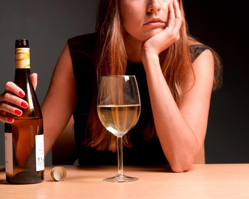 Анонимное лечение женского алкоголизма в Духовщине